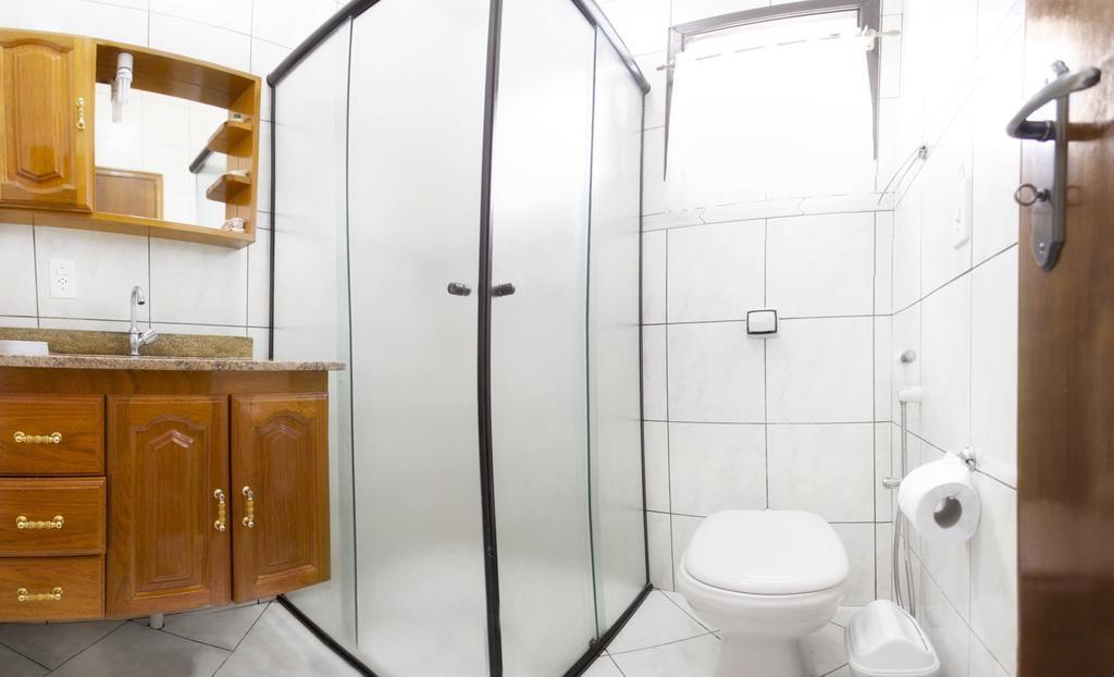 Pousada Solarium UNIDADE 1 ECONOMICA-BÁSICA Guaruja Bagian luar foto